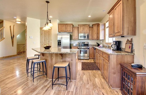 Bear Hollow Village House | Kodiak Home #5628