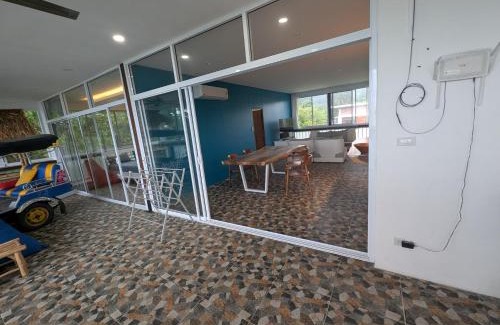 Thong Krut House | Koh Tan Cuisine High View
