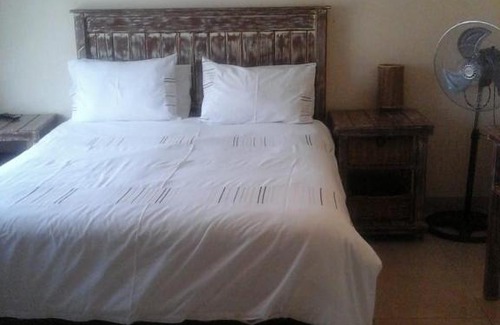 Akasia House | Koiketla Guesthouse