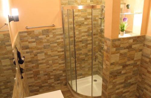 Basdiot Hotel | Kojie Guest House