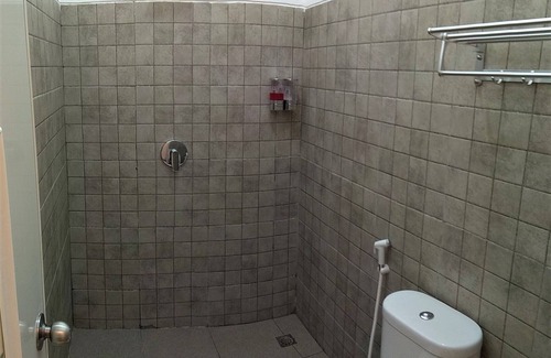 Surabaya House | Kokonut Guesthouse is a premium home stay with reasonable price