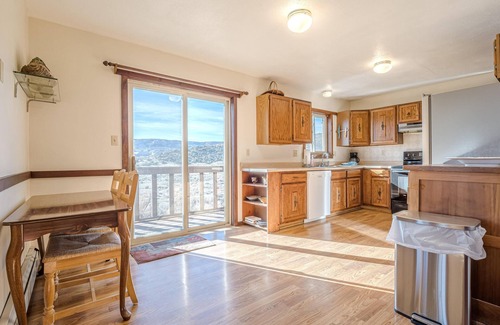 Loma House | Kokopelli I: Hike, Relax, Enjoy the Views