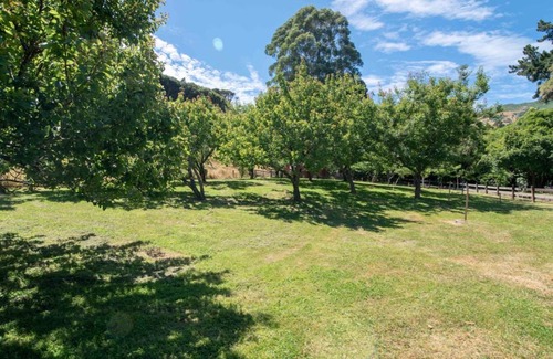 Akaroa House | Kokopu Cottage - Akaroa Holiday Home