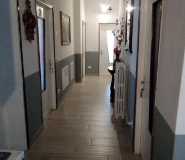 Peschiera del Garda House | kola age
