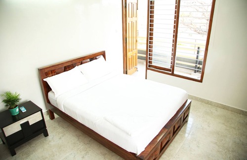 Besant Nagar House | Kolam Elliots Beach