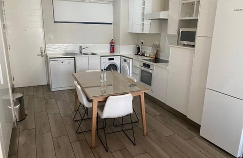 Central Kampala Apartment | Kololo Acacia Mall 3 Bedroom in a Quiet Serene Environment.