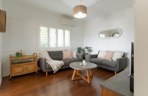 Moffat Beach House | Kombali at Moffat Beach