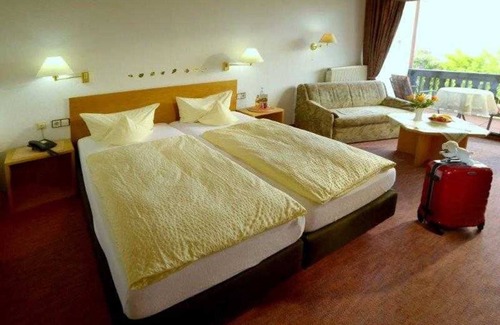 Waldeck Apartment | Komfort Doppelzimmer - Hotel & Ferienwohnungen Seeschlößchen