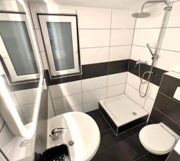 Krefeld Apartment | Komfortable city-Apartment in Krefeld, Küche, nähe Düsseldorf Messe