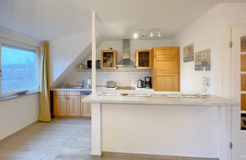 Koelpinsee Apartment | Komfortable Ferienwohnung mit 65qm, im Dachgeschoss, für 3 Personen