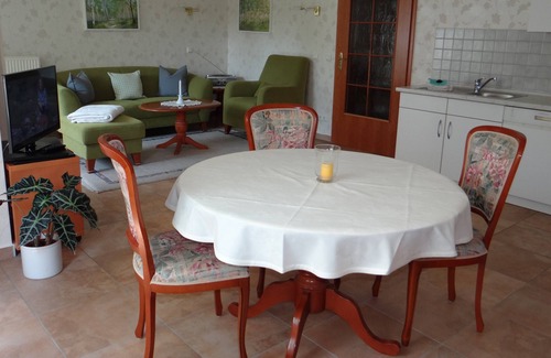 Bad Steben Apartment | Komfortable Ferienwohnung (60qm) mit kostenfreiem WLAN und behindertengerecht