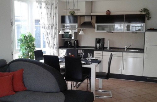 Greetsiel Apartment | Komfortable Ferienwohnung im Grachtenviertel