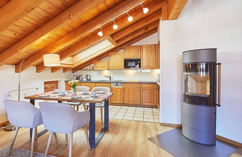 Groissenbach Apartment | Komfortable Zwei-Raumwohnung mit Balkon