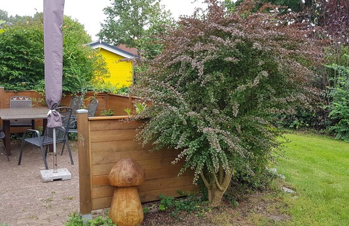 Norderteil House | Komfortables, Helles Holzhaus mit Überdachter Südwestterrasse