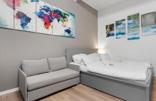 Ehrenfeld Apartment | Komfortables Studio in Köln-Ehrenfeld, Küche, Vollausstattung, Netflix, 1 Min zur U-Bahn, 10 Min zum Neumarkt