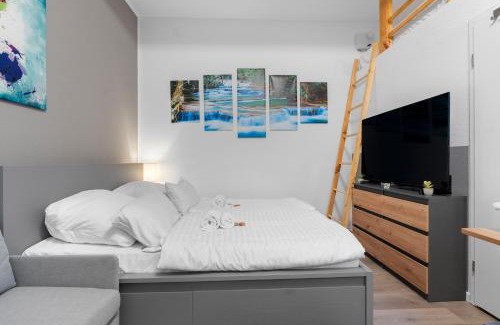 Ehrenfeld Apartment | Komfortables Studio in Köln-Ehrenfeld, Küche, Vollausstattung, Netflix, 1 Min zur U-Bahn, 10 Min zum Neumarkt