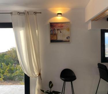 Pitsidia Apartment | Komos view