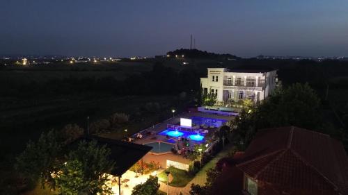 Rade Bed & Breakfast | Kompleksi Kenaqesia