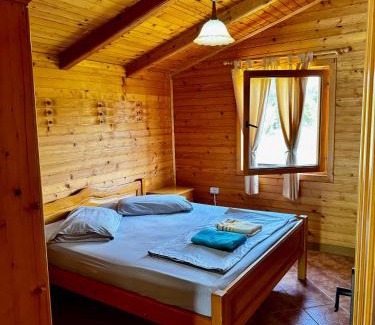 Sakës Ski Chalet | Kompleksi Turistik Leonardo