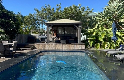 Kona Palisades Apartment | Kona-Amazing sunset, Ocean/POOL/AC/Great loc