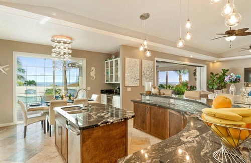 Kailua-Kona House | Kona Bubbles: Pristine Luxury 4 bedroom Home with Amazing Pool & Oceanviews!