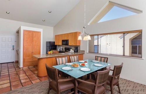 Kahaluu-Keauhou Resort | KONA COAST RESORT - Perfect for a couples get away or a family vacation!