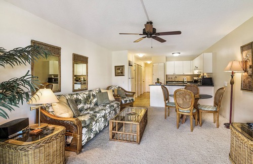 Kailua-Kona Condo | Kona Isle C28. Corner Unit, 2nd Floor, Ocean Views, & Air Conditioning!