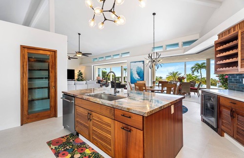 Kahaluu-Keauhou House | Kona Koa House by Gather: Oceanview 3BR Estate w/Pool, Spa & BBQ