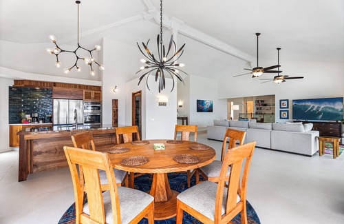 Kahaluu-Keauhou House | Kona Koa House by Gather: Oceanview 3BR Estate w/Pool, Spa & BBQ