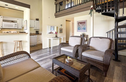 Kailua-Kona Condo | KONA MAKAI 5-303 BEAUTIFUL THIRD FLOOR UNIT IN OCEANFRONT COMPLEX, HAS A/C!!!
