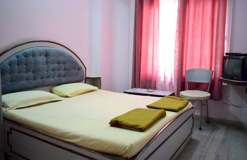 Adarsh Nagar Hotel | Konark Palace hotel