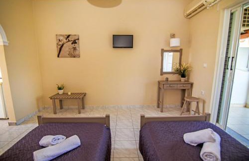 Tsilivi Apartment | Kondarini's Sea View Studios - Close to the beach, by ZanteWize