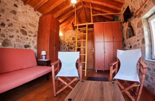 Kontias Apartment | Kondias' Serenity Stone House