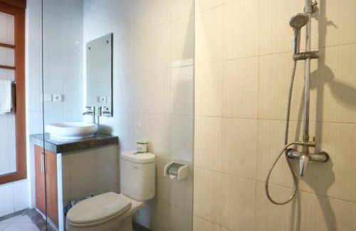 Downtown Kuta House | Kondra Premiere Guest House Kuta
