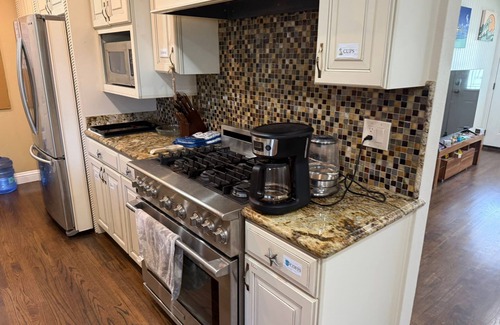 Huntington Beach House | Kone2HB Pad-Licensed Hawaiian-Style Retreat in HBnTropical Beach House Getaway.