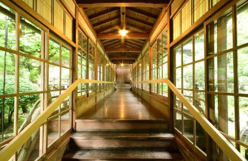 Koyasan Hotel | Kongo Sanmaiin