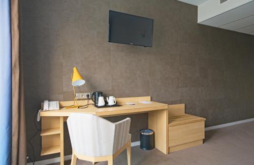 Montceau-les-Mines Hotel | Konine - Hotel & Bar & Restaurant