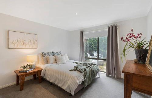 Tura Beach House | Kookaburra Beach House - 3 bedroom home
