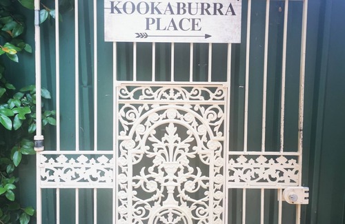 Thornleigh House | Kookaburra Place 2 BR, spacious, private, parking, Wi-Fi