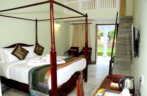 Nawalgarh Hotel | Koolwal Kothi Zinc Journey by The Fern
