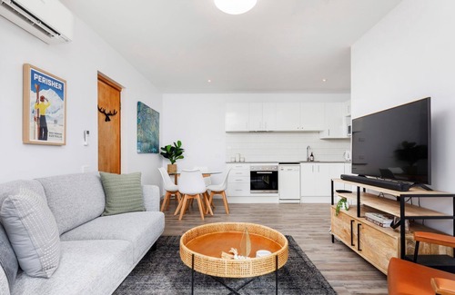 Jindabyne Apartment | Kooringa 4 - 2BR Apartment l Lake Views l Central Location l BBQ l WiFi l Air-Con