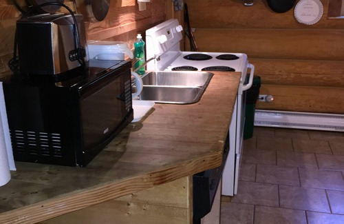 Boswell House | Kootenay Lake Lodge Waterfront Log Chalet - location, location, location!