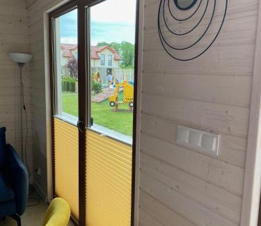 Sarbinowo Apartment | Koralia Domki i Apartamenty Basen z podgrzewaną wodą