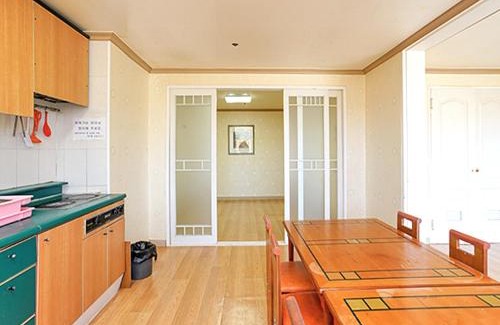 Hoengseong Resort | Koresco Chiak Mountain Condominium