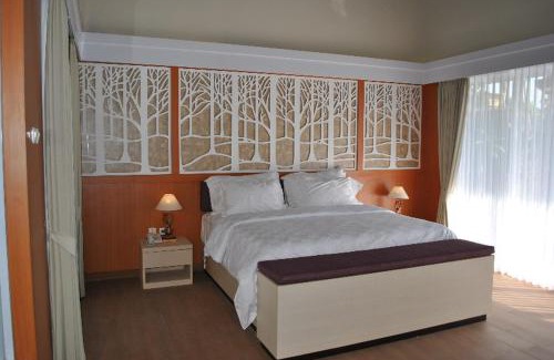 Gianyar House | Kori Maharani Villas - Lagoon Pool Access 5