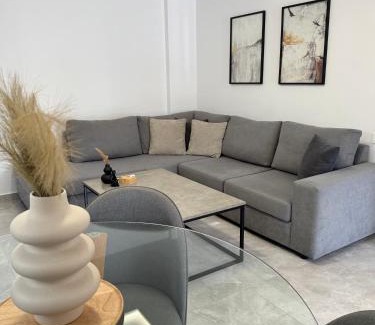 Fiolitis Apartment | Korithis Apartment