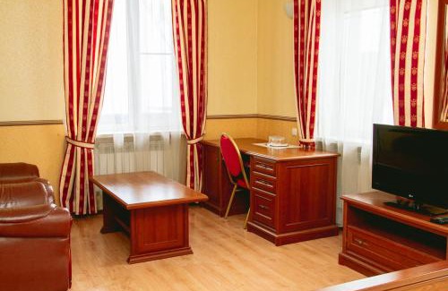 Chubynske Hotel | Korona Hotel