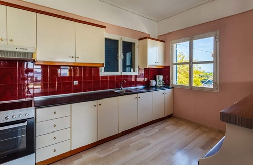 Koroni Apartment | Koroni Seaview Retreat - Summer Escape Lodging