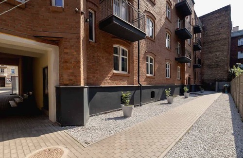 Katowice Apartment | Kosciuszki 31B | Spacious Apartment | Desk