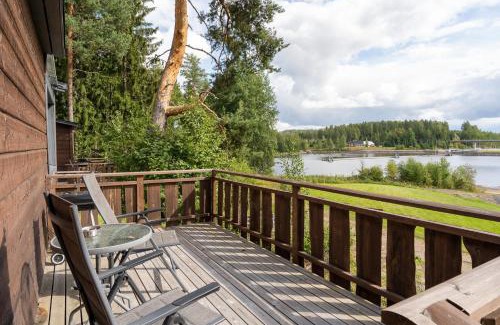 Kuusa Apartment | Koskisviitti 2 - Private High Quality Suite with Lake Views